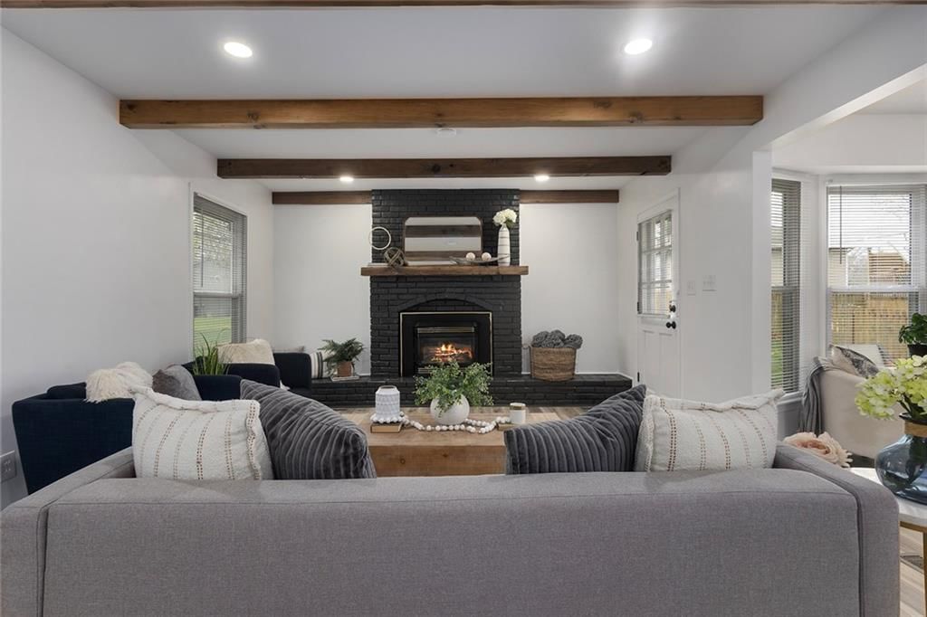 3910 SW Linden Lane — photo 10
