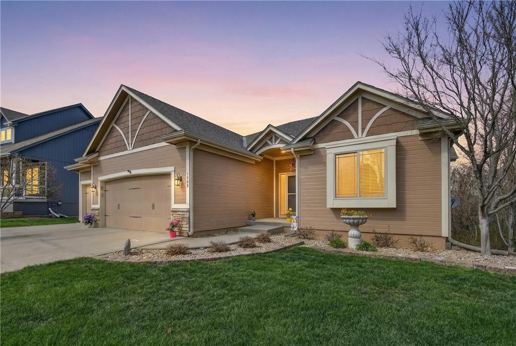 1302 Ashdown Circle — photo 4