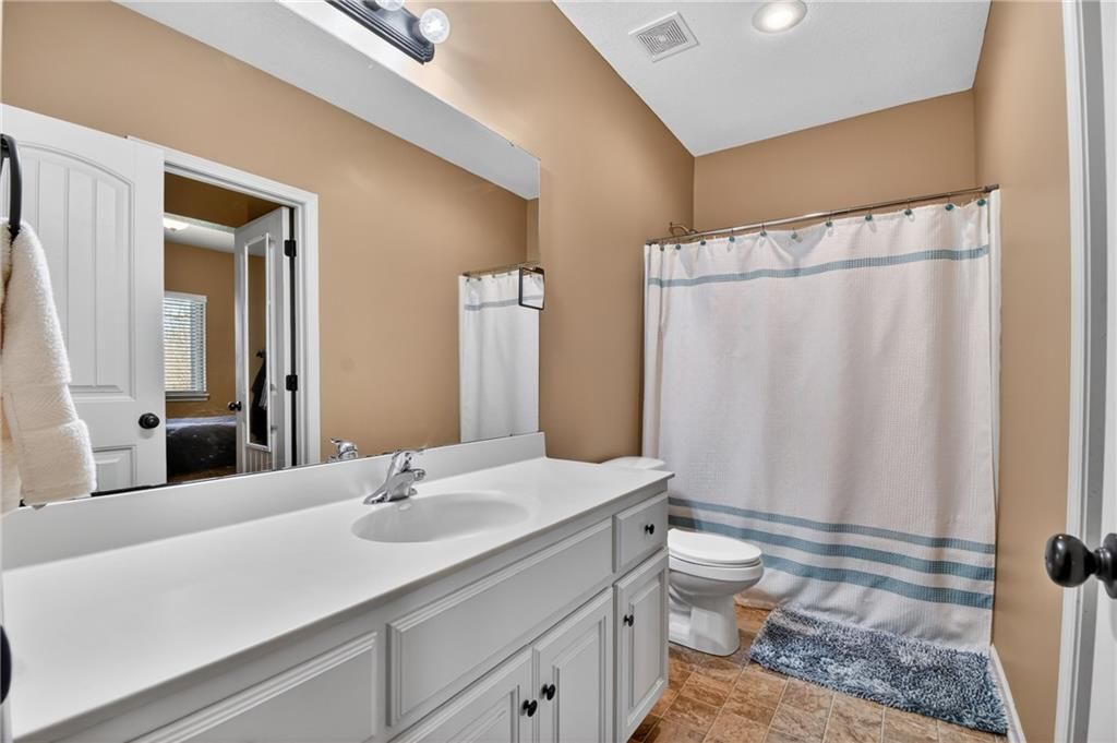 1302 Ashdown Circle — photo 27