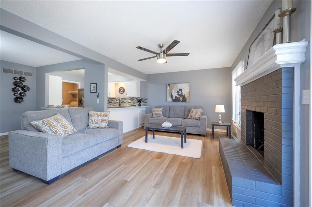 10812 W 116th Street — photo 18