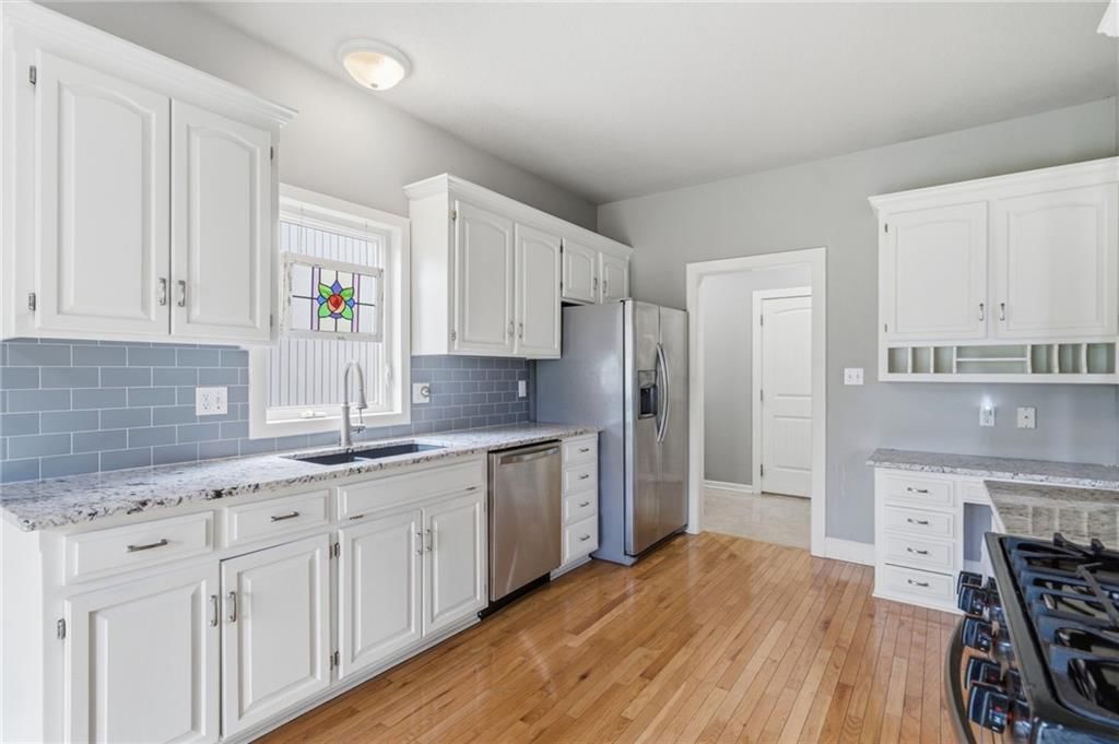 11236 N Randolph Avenue — photo 11
