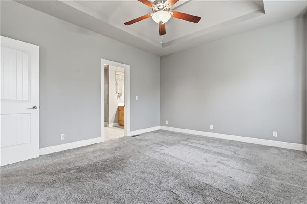 11236 N Randolph Avenue — photo 21