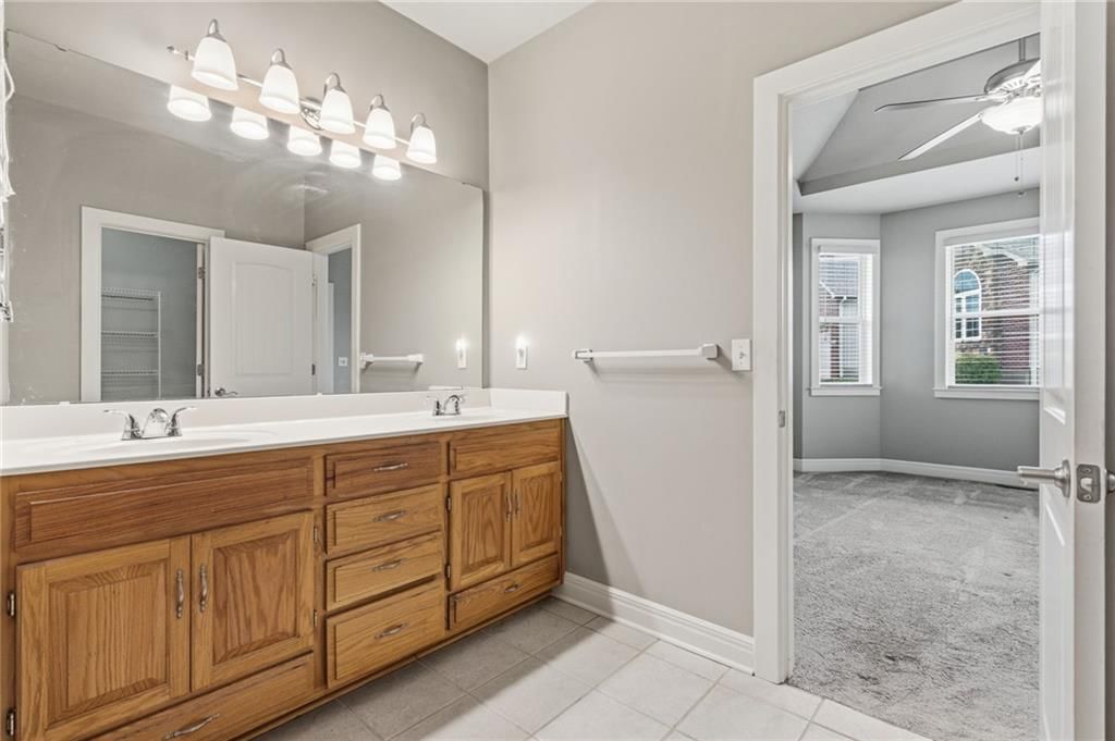 11236 N Randolph Avenue — photo 22