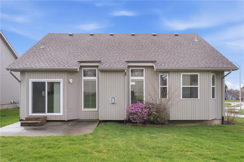 11236 N Randolph Avenue — photo 31