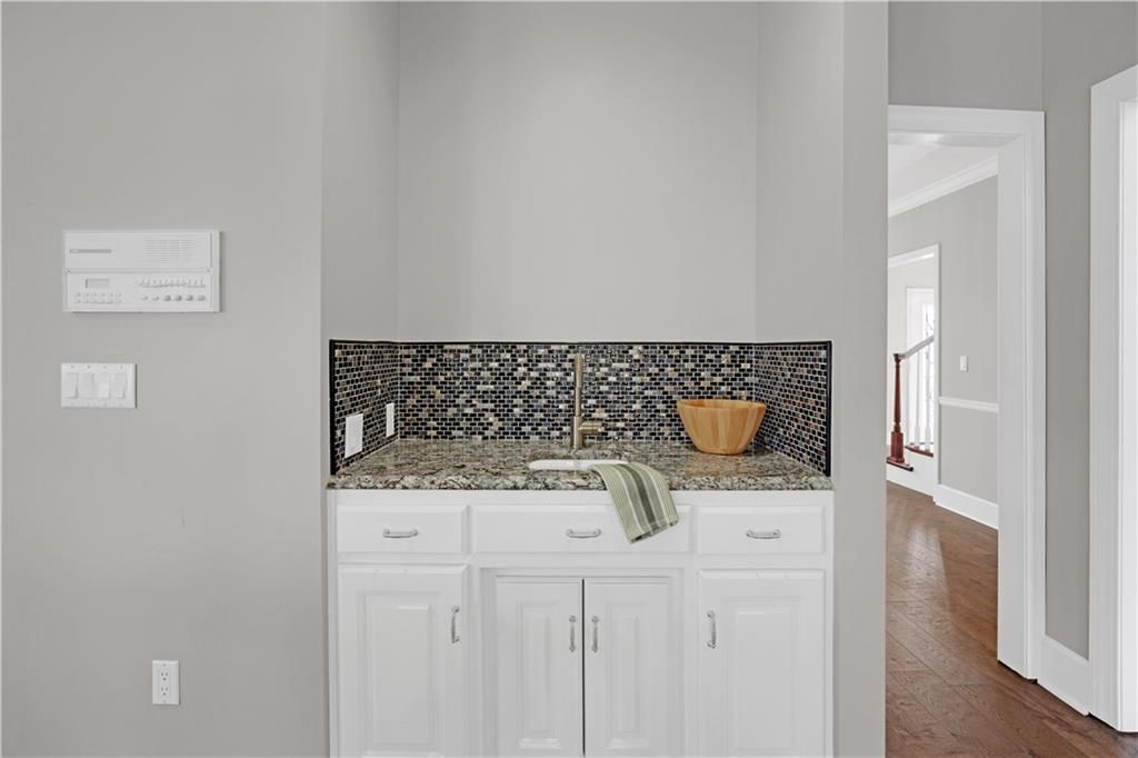 1227 Pembrooke Drive — photo 36