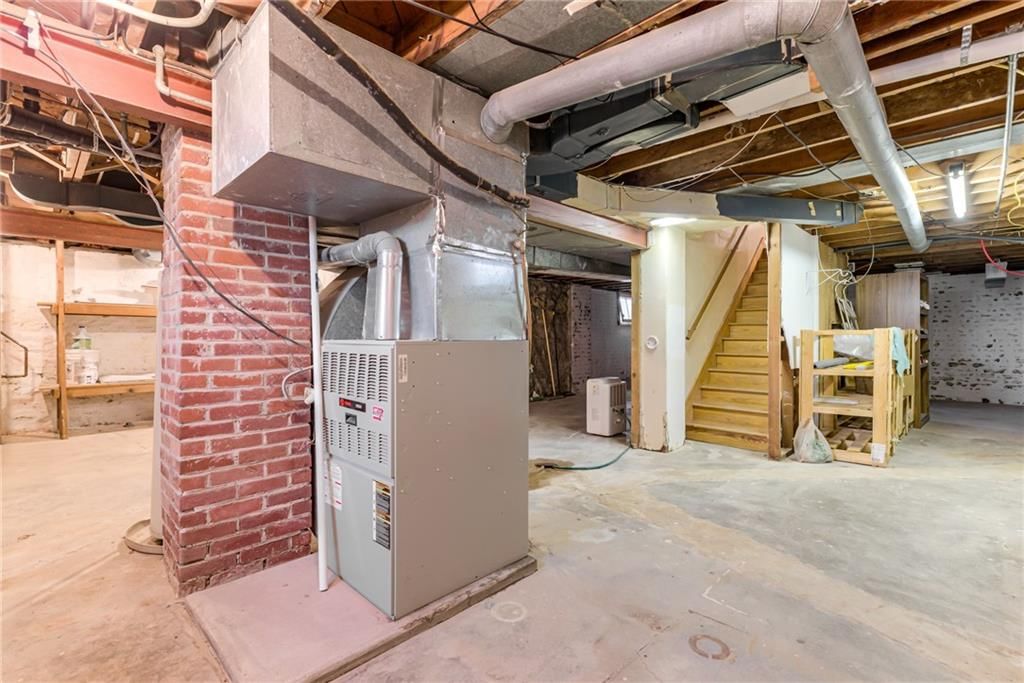 9004 E 65TH Terrace — photo 40