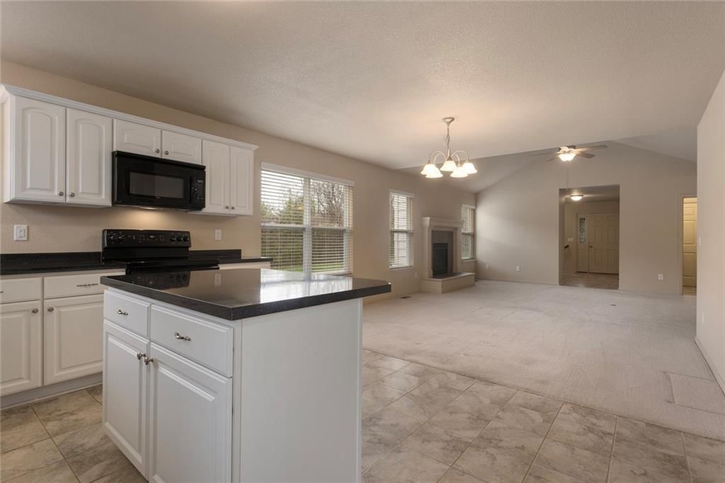 10946 Whispering Lane — photo 9