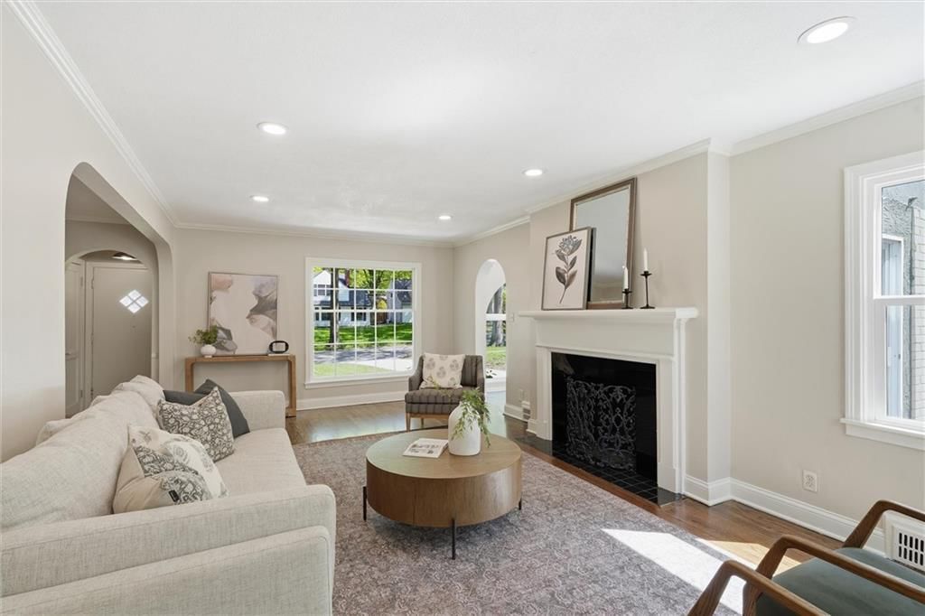 1259 W Gregory Boulevard — photo 6
