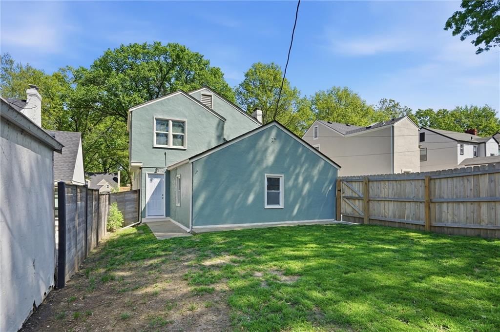 1259 W Gregory Boulevard — photo 27