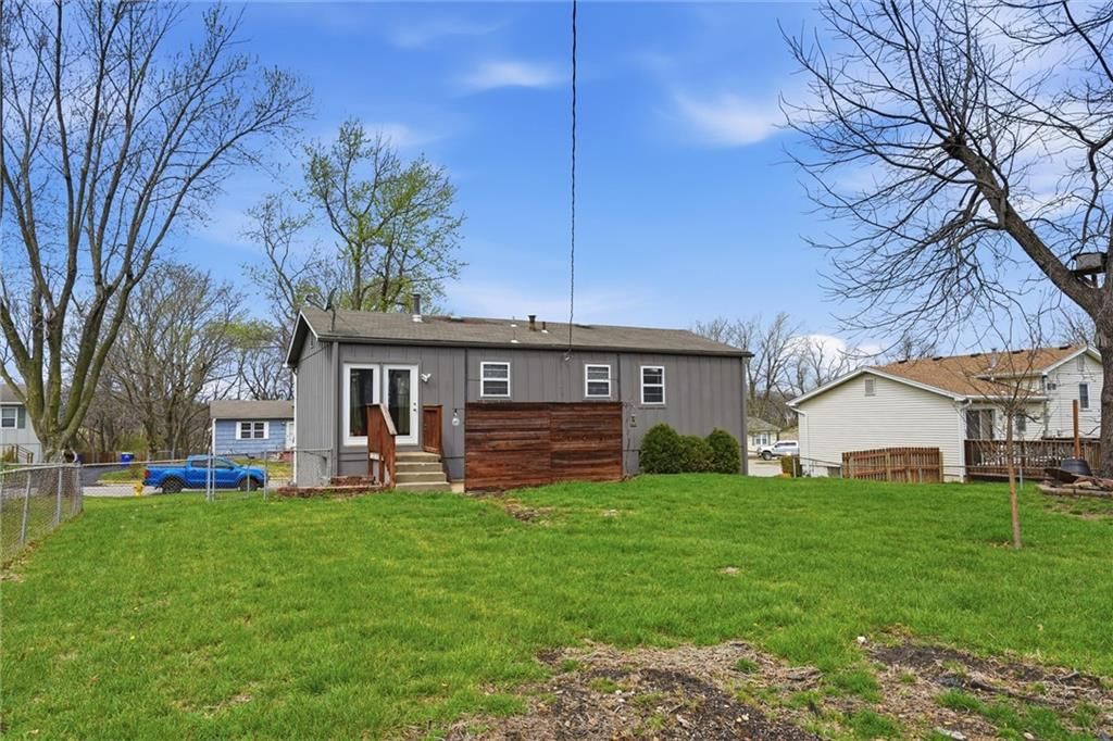 505 NE RICHARDSON Place — photo 27