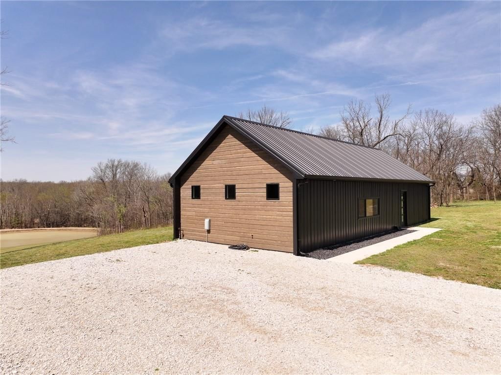 107 SE 40Th Road — photo 5