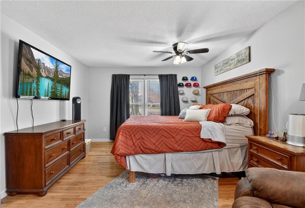 412 S NORMANDY Drive — photo 18