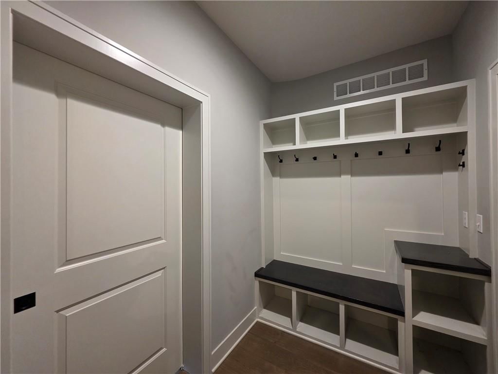 1205 Hampton Drive — photo 13