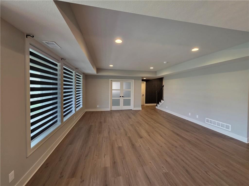 1205 Hampton Drive — photo 29