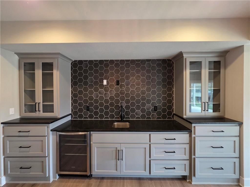 1205 Hampton Drive — photo 33