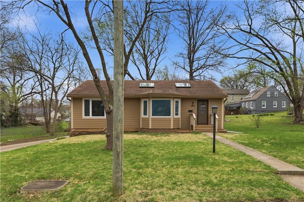 1221 Kiowa Street, Leavenworth, KS