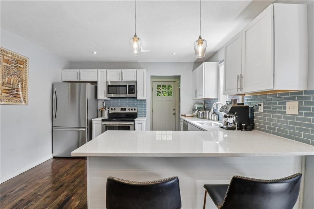 2252 E 77th Terrace — photo 12