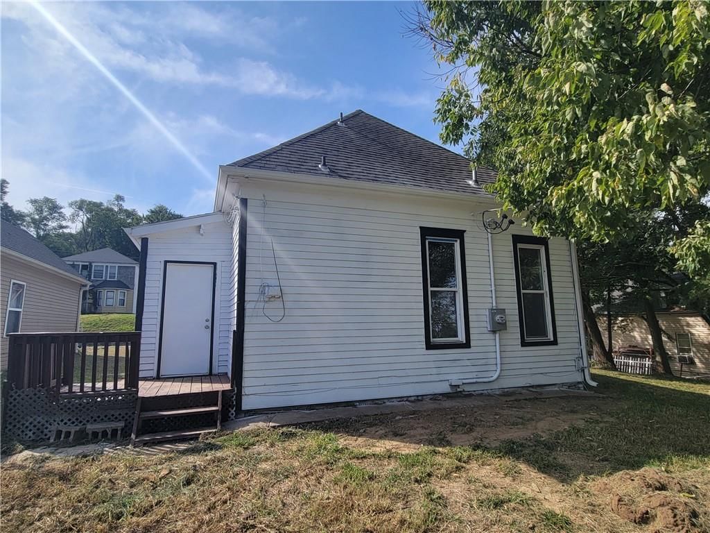 411 Blake Street — photo 10