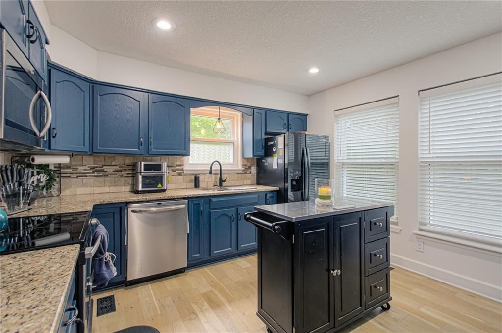 636 Sheidley Avenue — photo 13