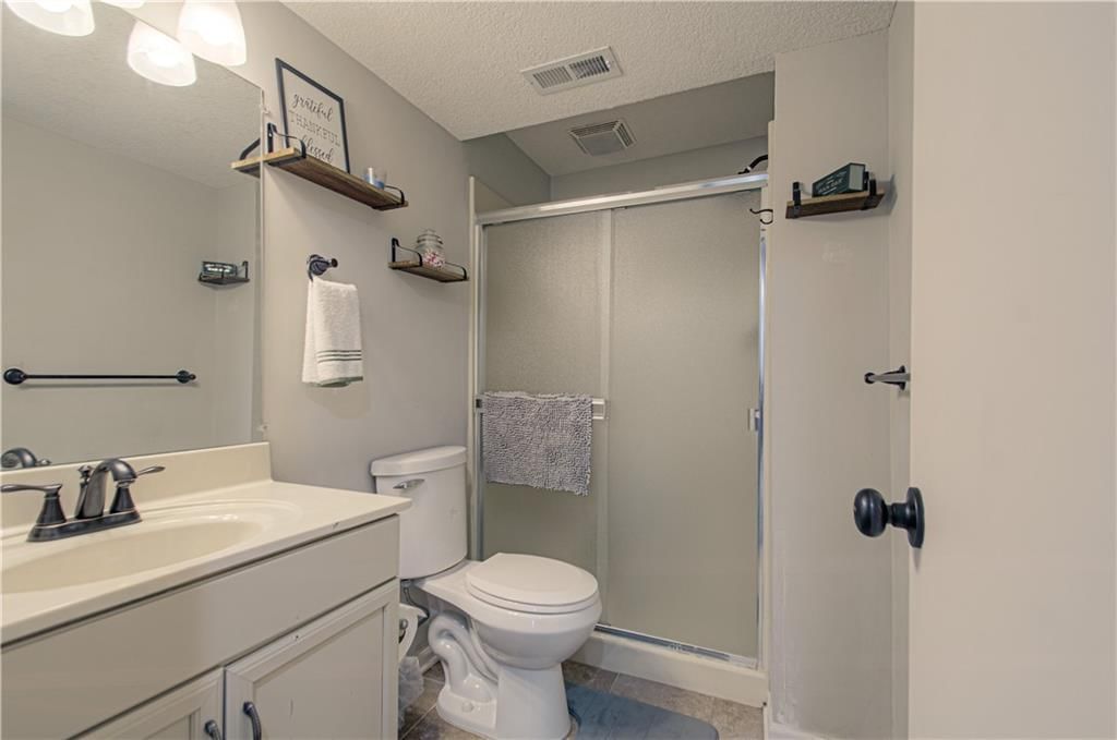 636 Sheidley Avenue — photo 28