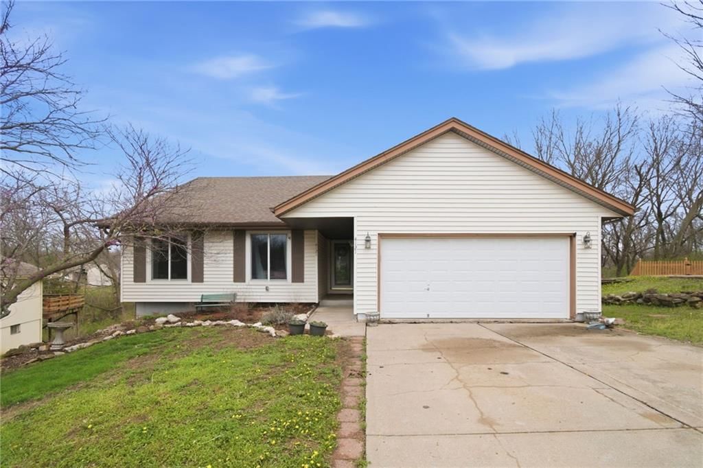 4121 NW Delwood Drive — photo 3