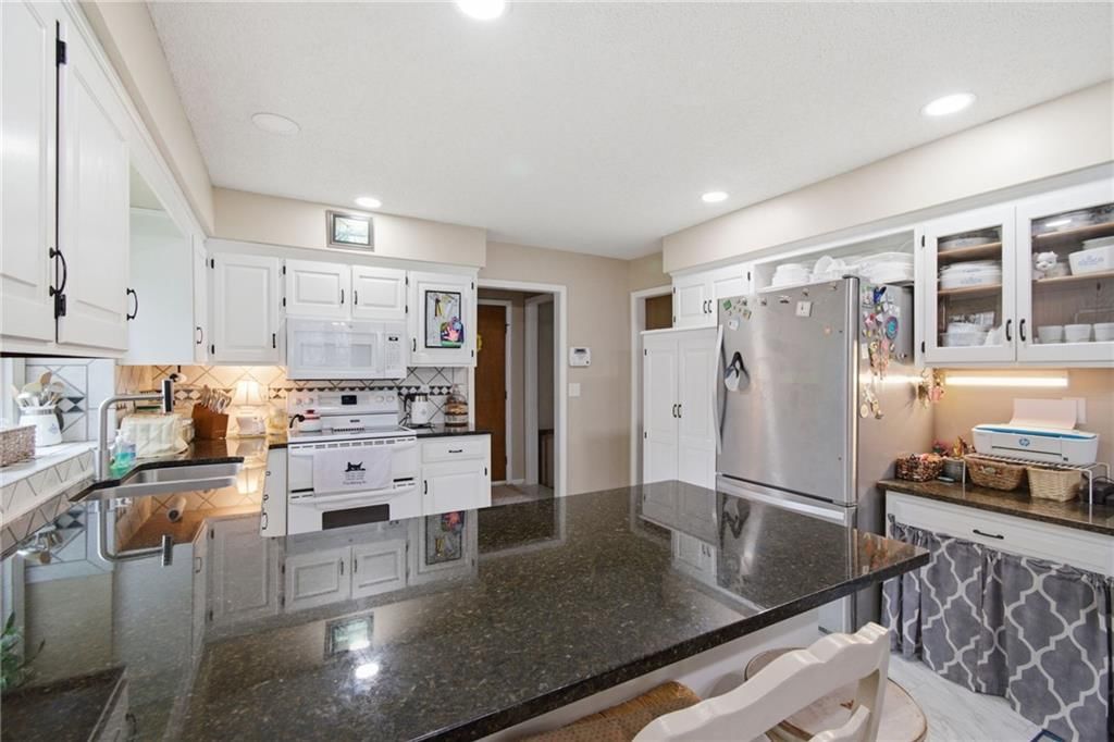 4121 NW Delwood Drive — photo 13