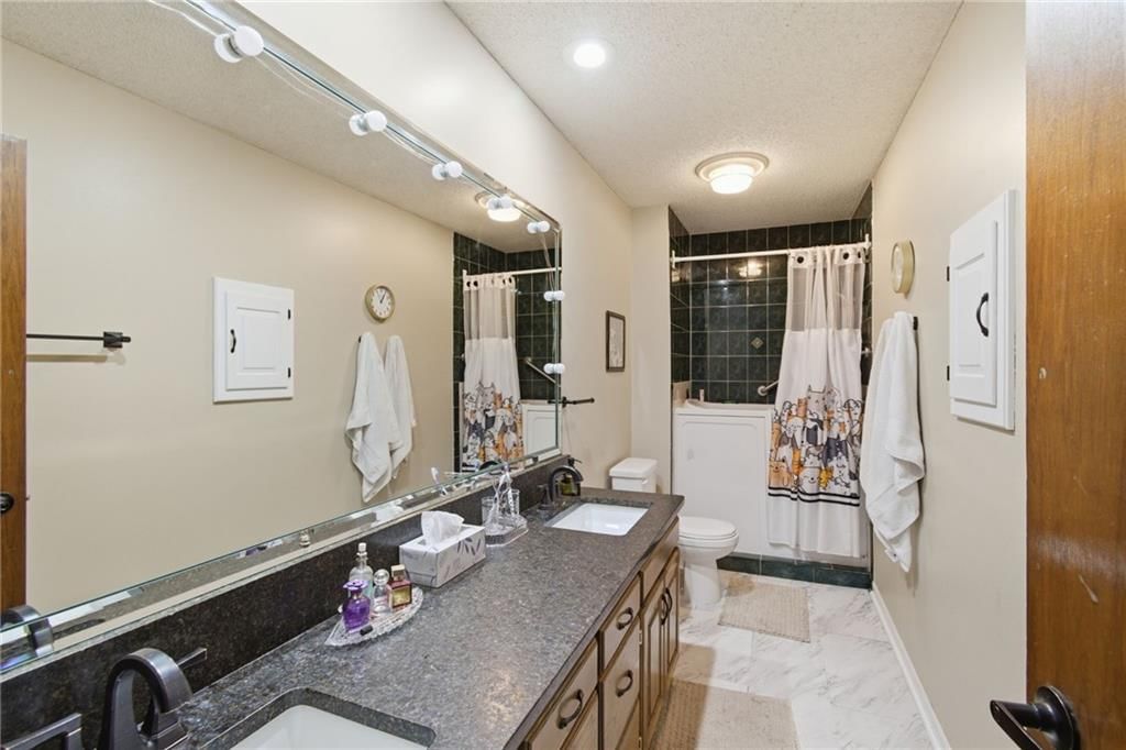 4121 NW Delwood Drive — photo 24