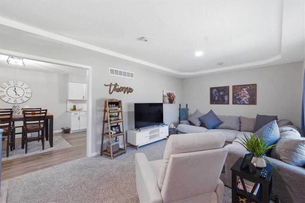 13331 Metropolitan Avenue — photo 4
