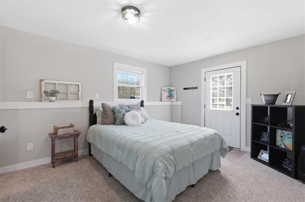 13331 Metropolitan Avenue — photo 23