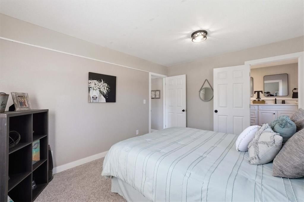 13331 Metropolitan Avenue — photo 24