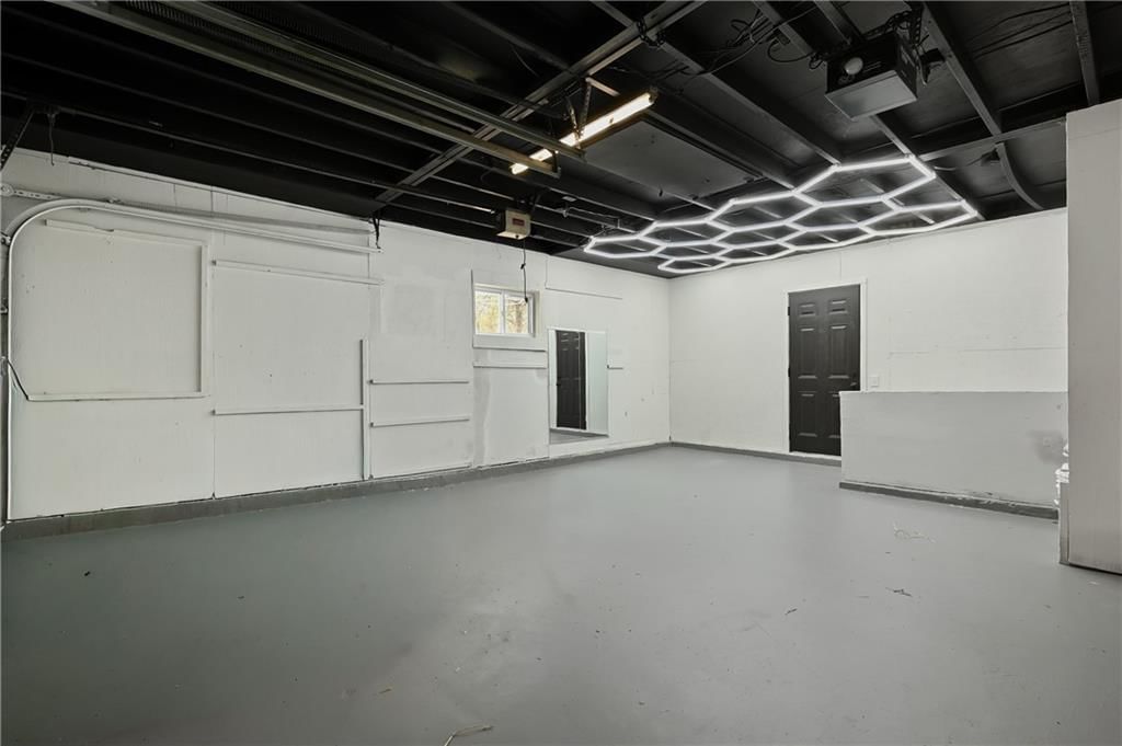 7529 Lamar Avenue — photo 20