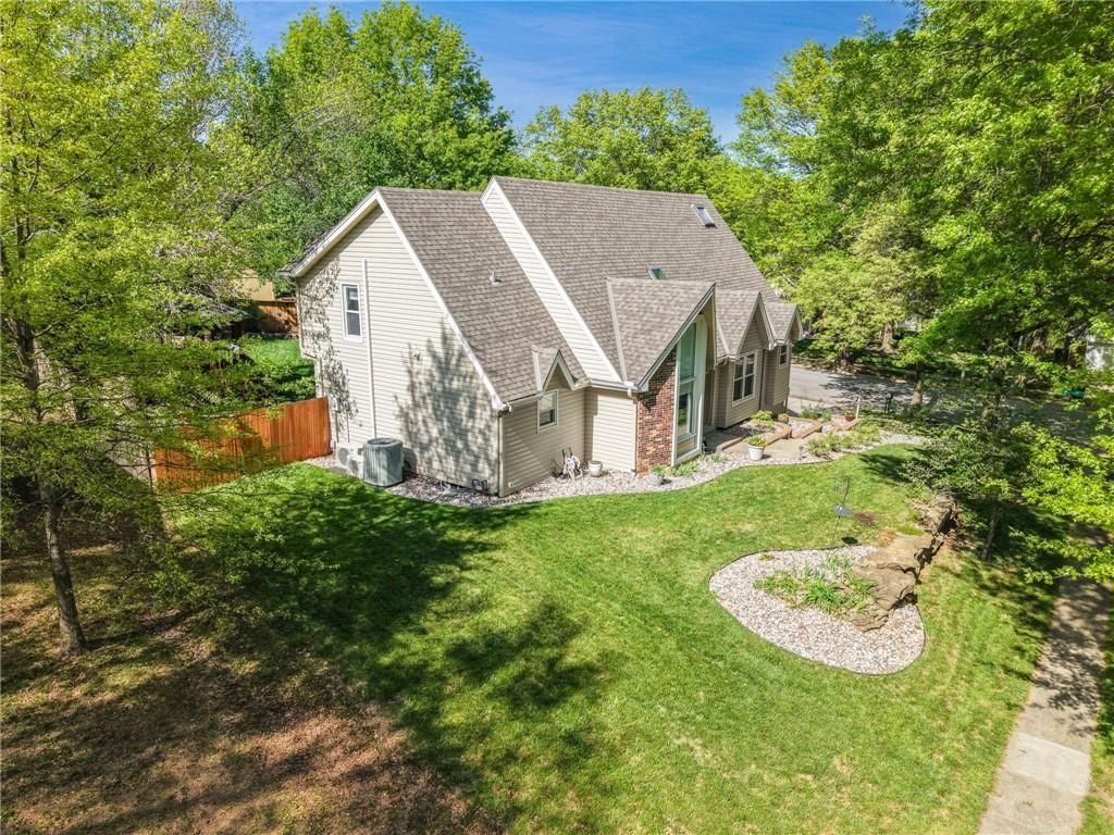 4302 NW 60th Court — photo 5