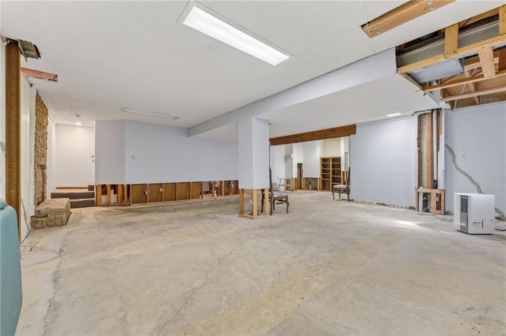 4302 NW 60th Court — photo 47