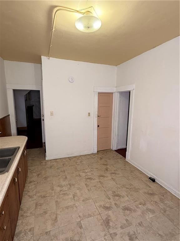2203 Vories Street — photo 10