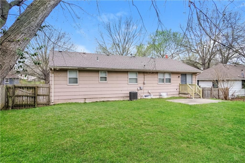 7401 Hardy Avenue — photo 25