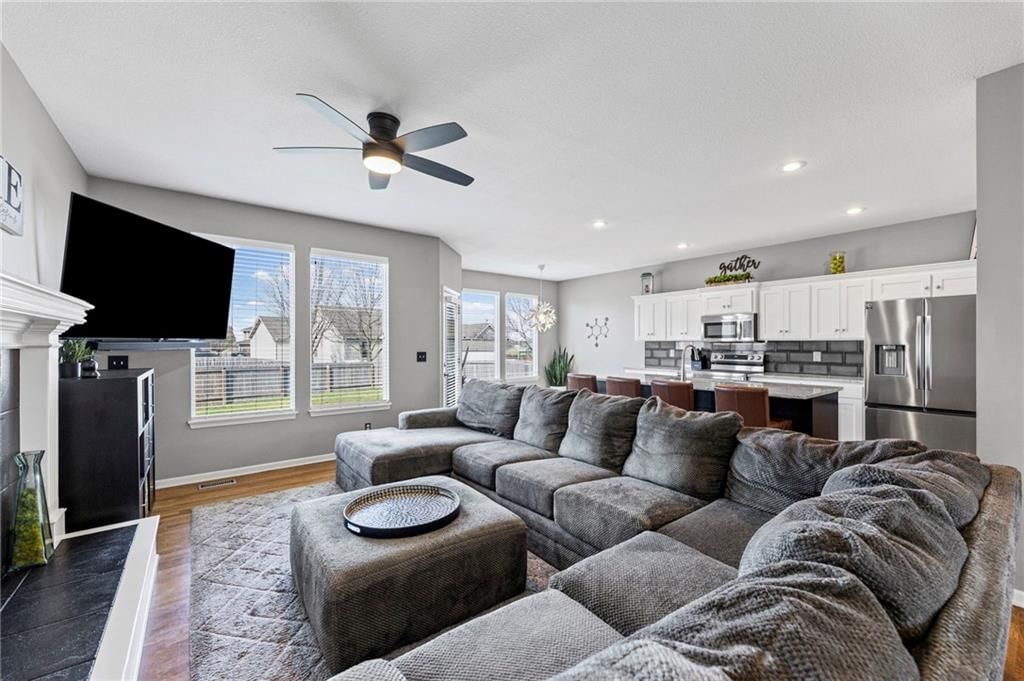 290 N Pecan Street — photo 10