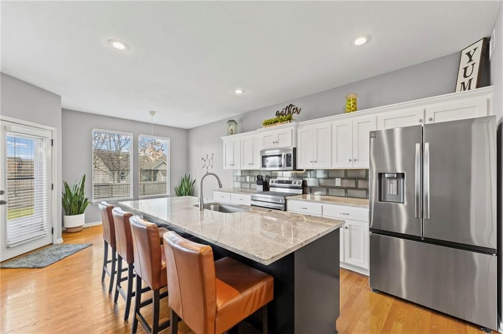 290 N Pecan Street — photo 16