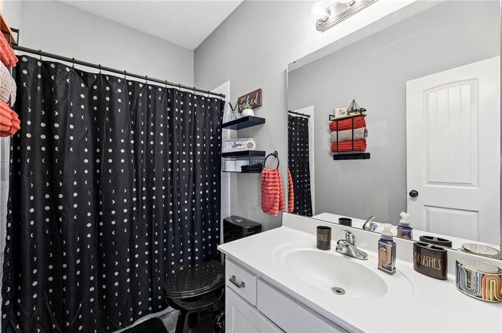 290 N Pecan Street — photo 31