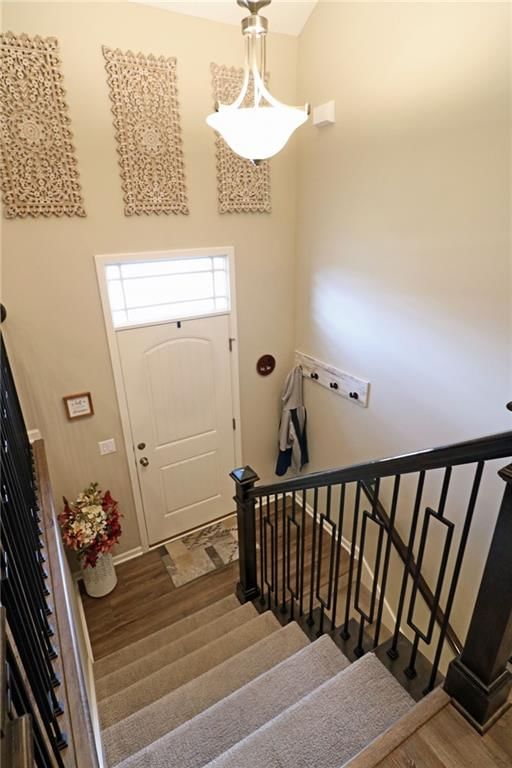 10009 Karyn Court — photo 4