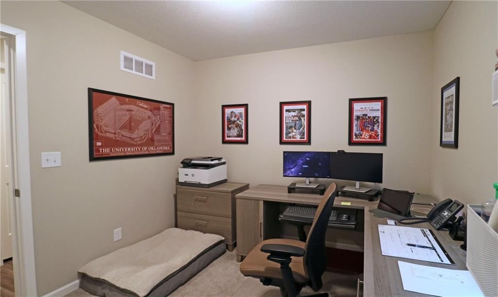 10009 Karyn Court — photo 22