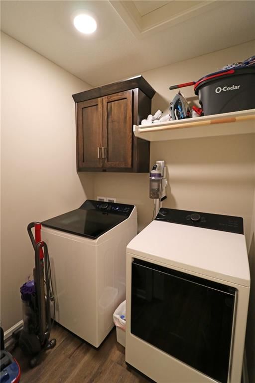 10009 Karyn Court — photo 32