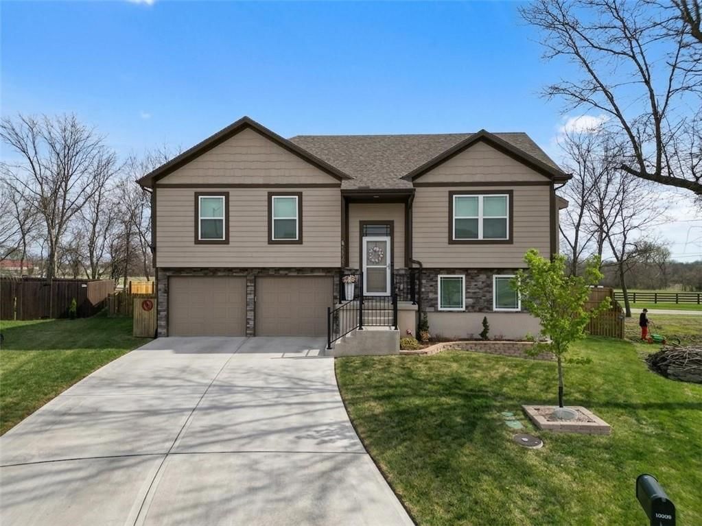 10009 Karyn Court — photo 39