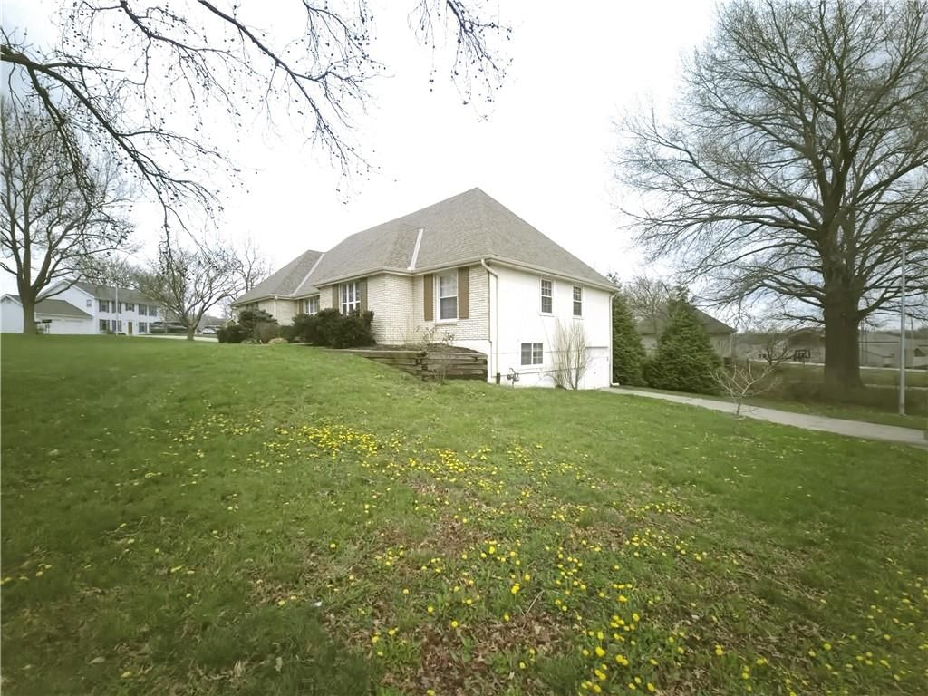 901 96th Terrace — photo 3