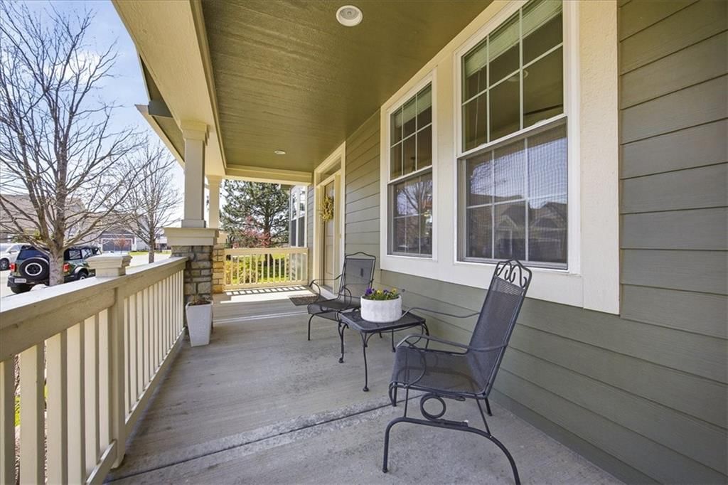 16168 GRANADA Street — photo 3