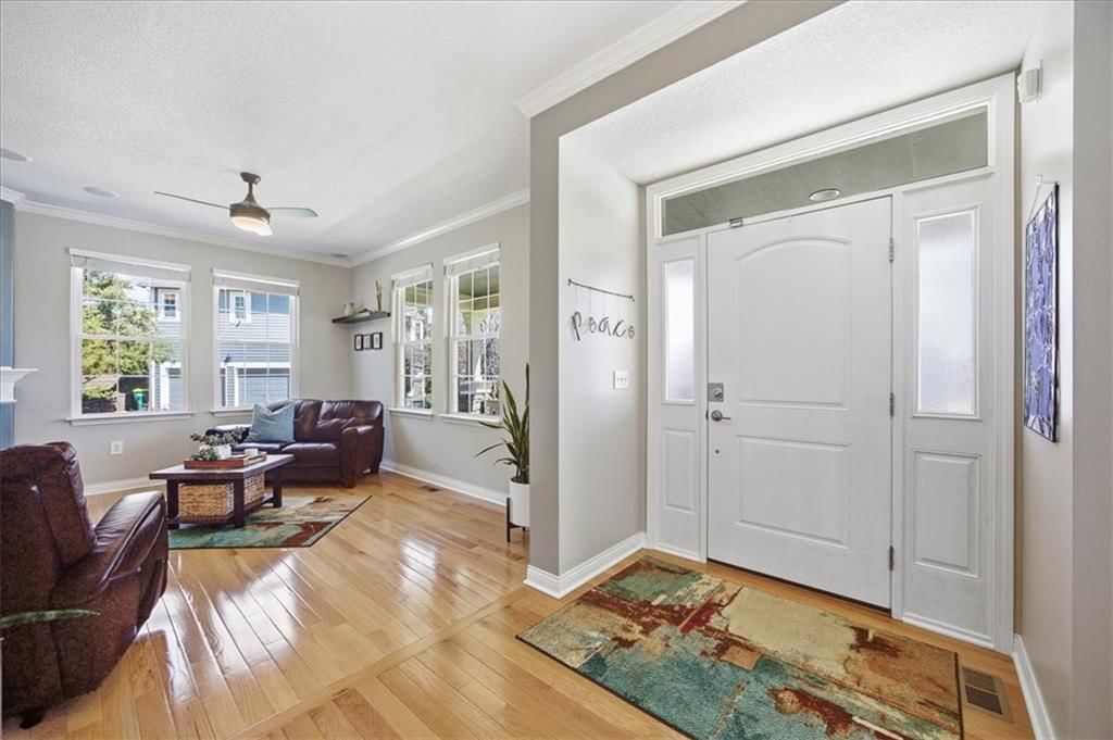 16168 GRANADA Street — photo 4