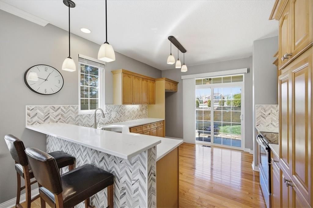 16168 GRANADA Street — photo 9