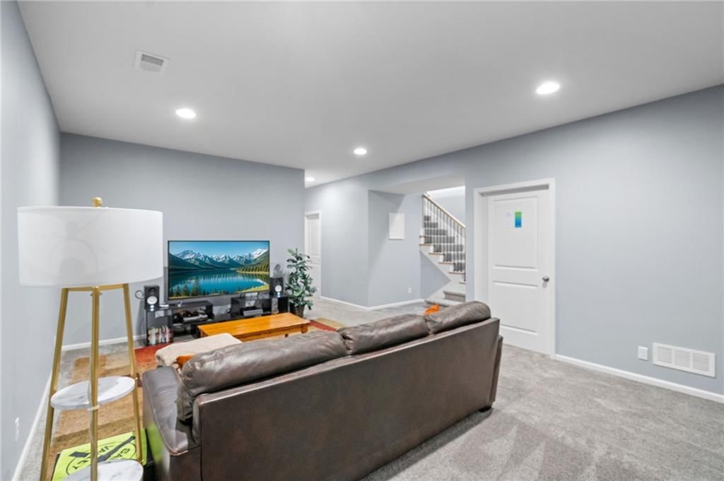 7703 Green Street — photo 26