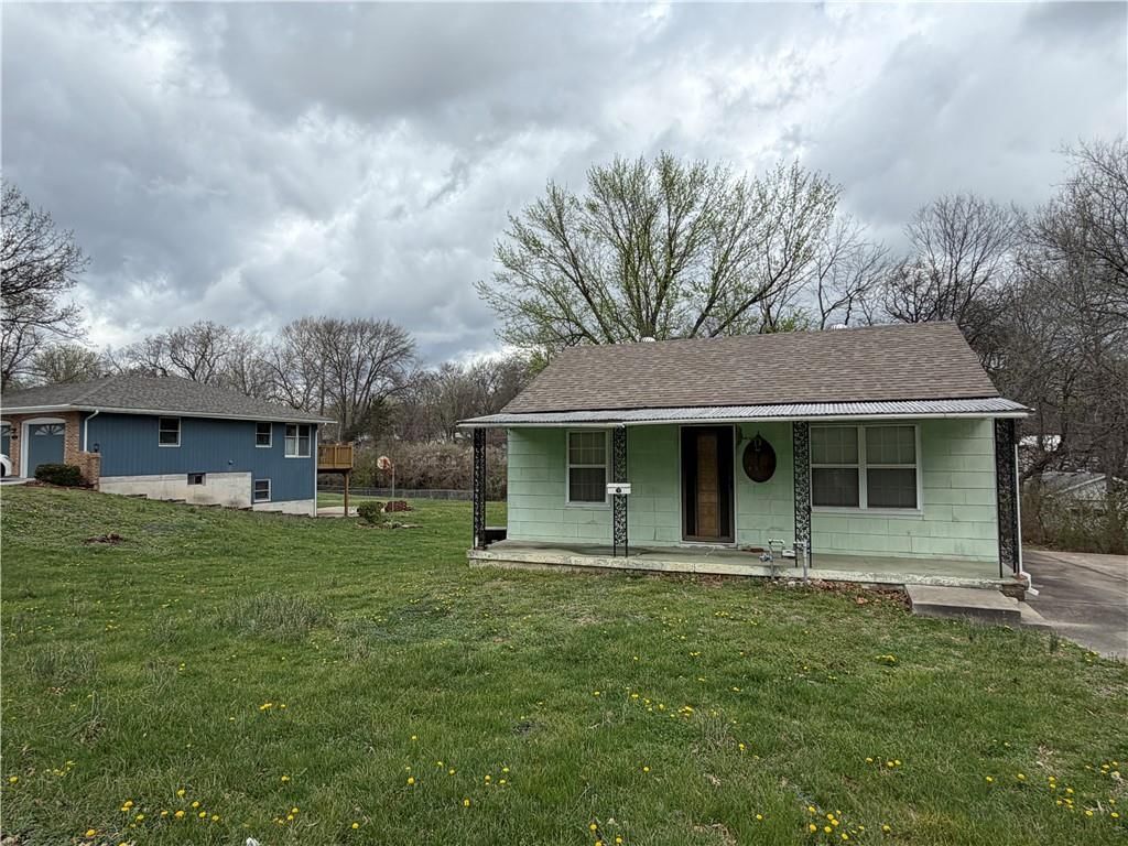 9520 E 67 Terrace — photo 3