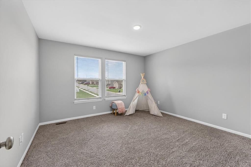 1201 SW Burns Court — photo 18
