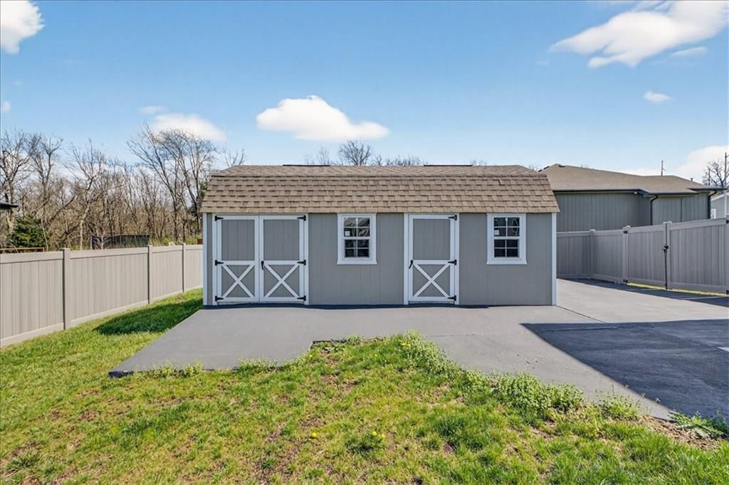 1201 SW Burns Court — photo 30